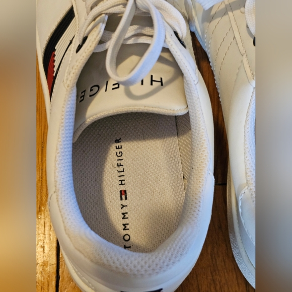 Tommy Hilfiger Tmlakely Men's Sneakers Shoes US Size 9.5 White - Picture 3 of 8
